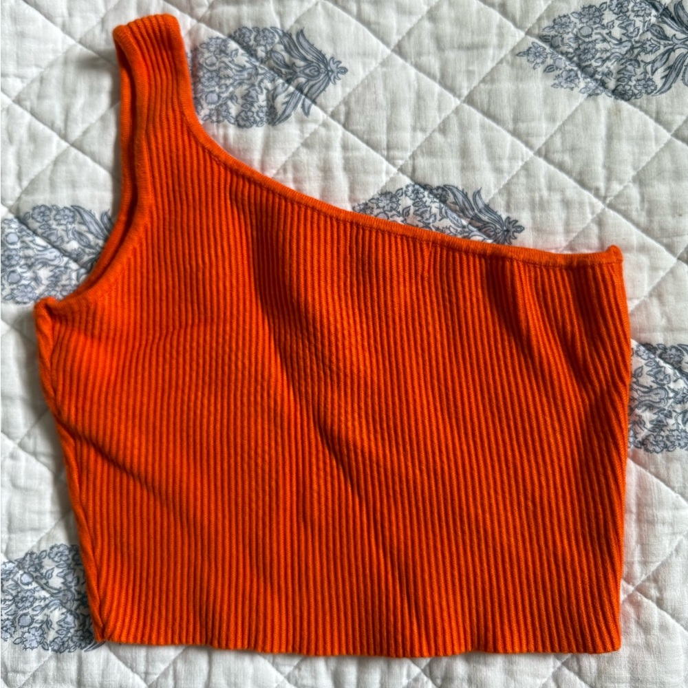 Women’s one shoulder top